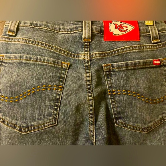 RARE NFL DENIM KC Chiefs Womans Jeans / Pants / Bottoms Kansas City 2 Bootcut - Picture 6 of 11